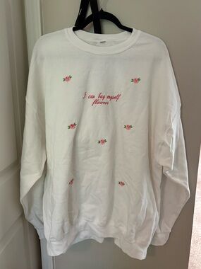 Gildan White Sweatshirt with Pink Rose Embroidery